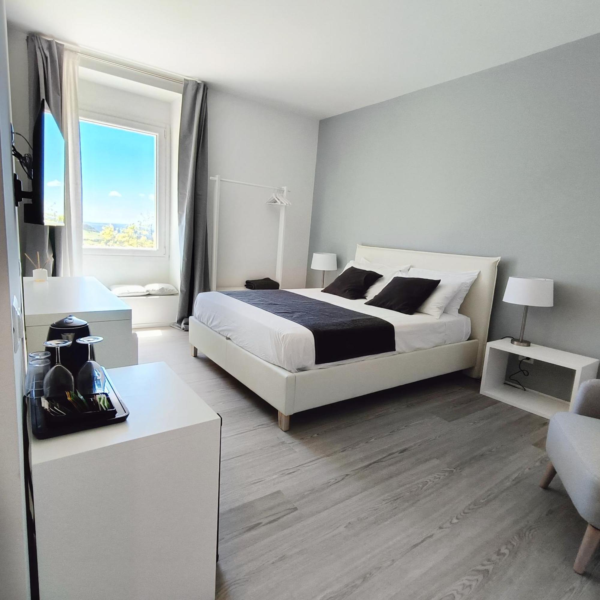 Tuffudesu Experience (Adults Only) Bed & Breakfast Osilo Bilik gambar