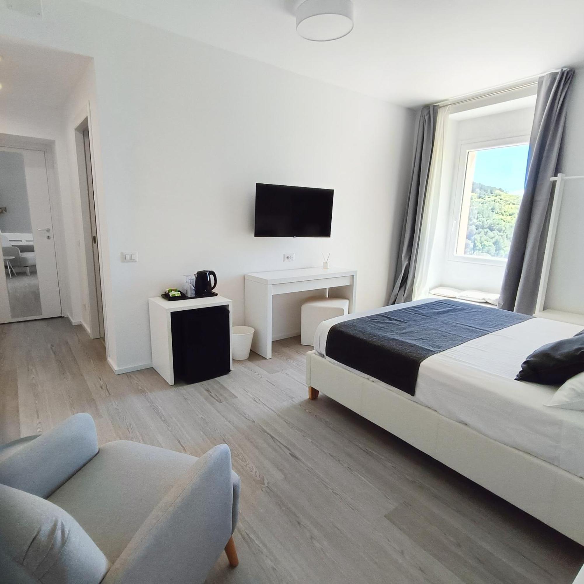 Tuffudesu Experience (Adults Only) Bed & Breakfast Osilo Bilik gambar