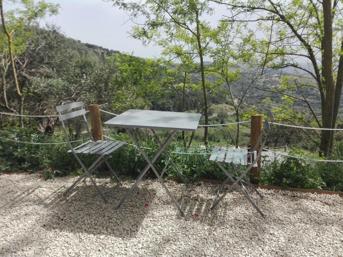 Tuffudesu Experience (Adults Only) Bed & Breakfast Osilo Luaran gambar